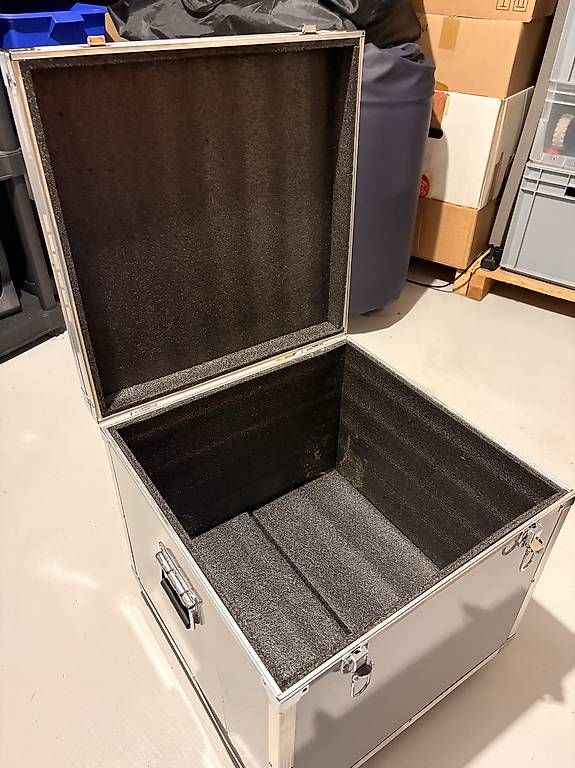 Reisekoffer: Flightcase - Box - Koffer – Gebraucht aus St. Erhard von steirerbua 1