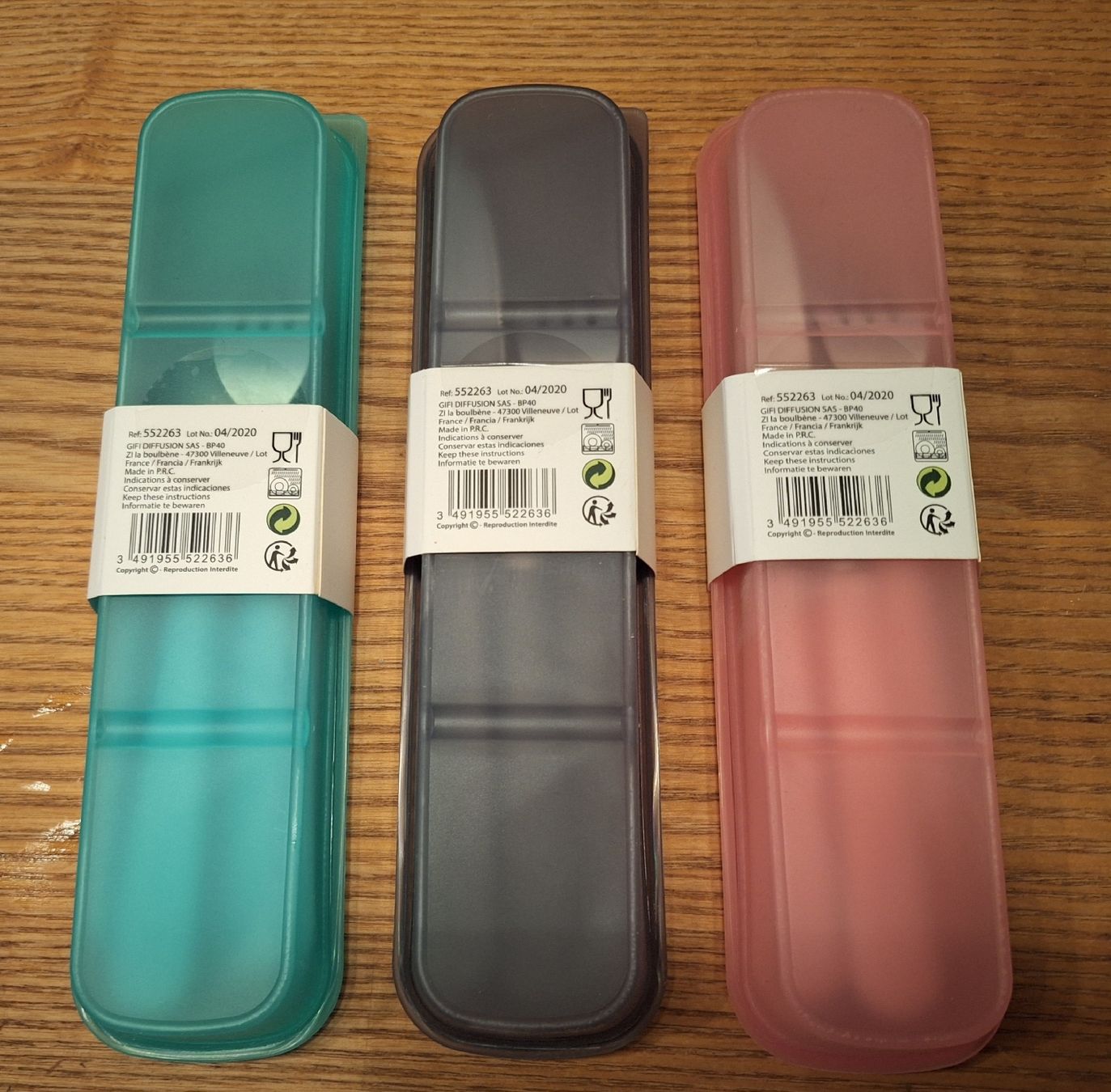 Set di posate: Besteckset in verschiedenen Farben – Nuovo e nell'imballaggio originale da Adlikon b. Andelfingen venduto da Kraemse 2