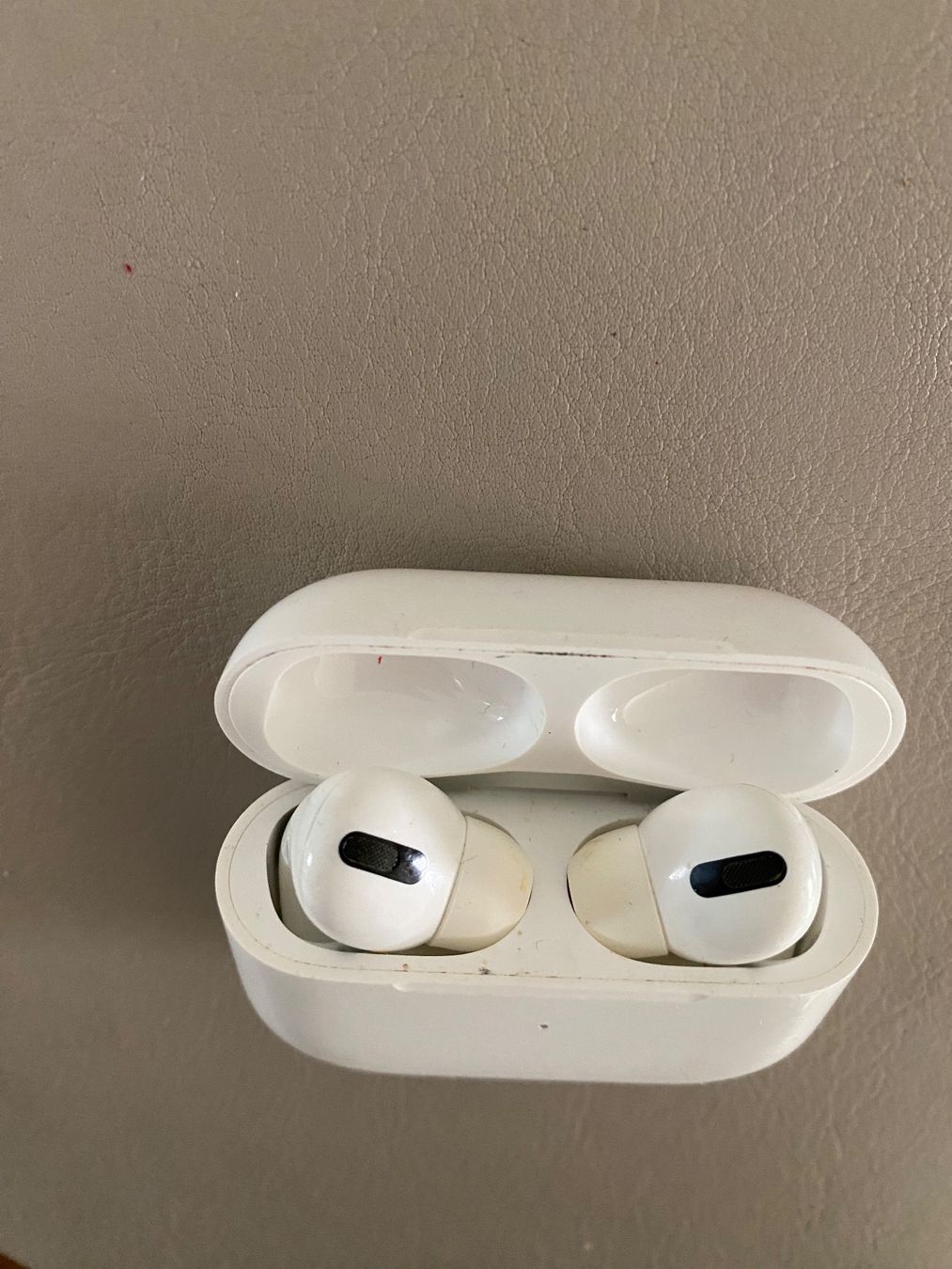 Apple Casques audio: Apple AirPods Pro (1. Generation – D'occasion à Adliswil par Busys 1
