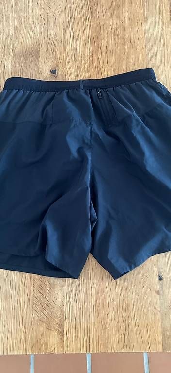 Hosen: Nike Runnin, Grösse M – Neu und originalverpackt aus Schoenenwerd von gia_6ksb 1
