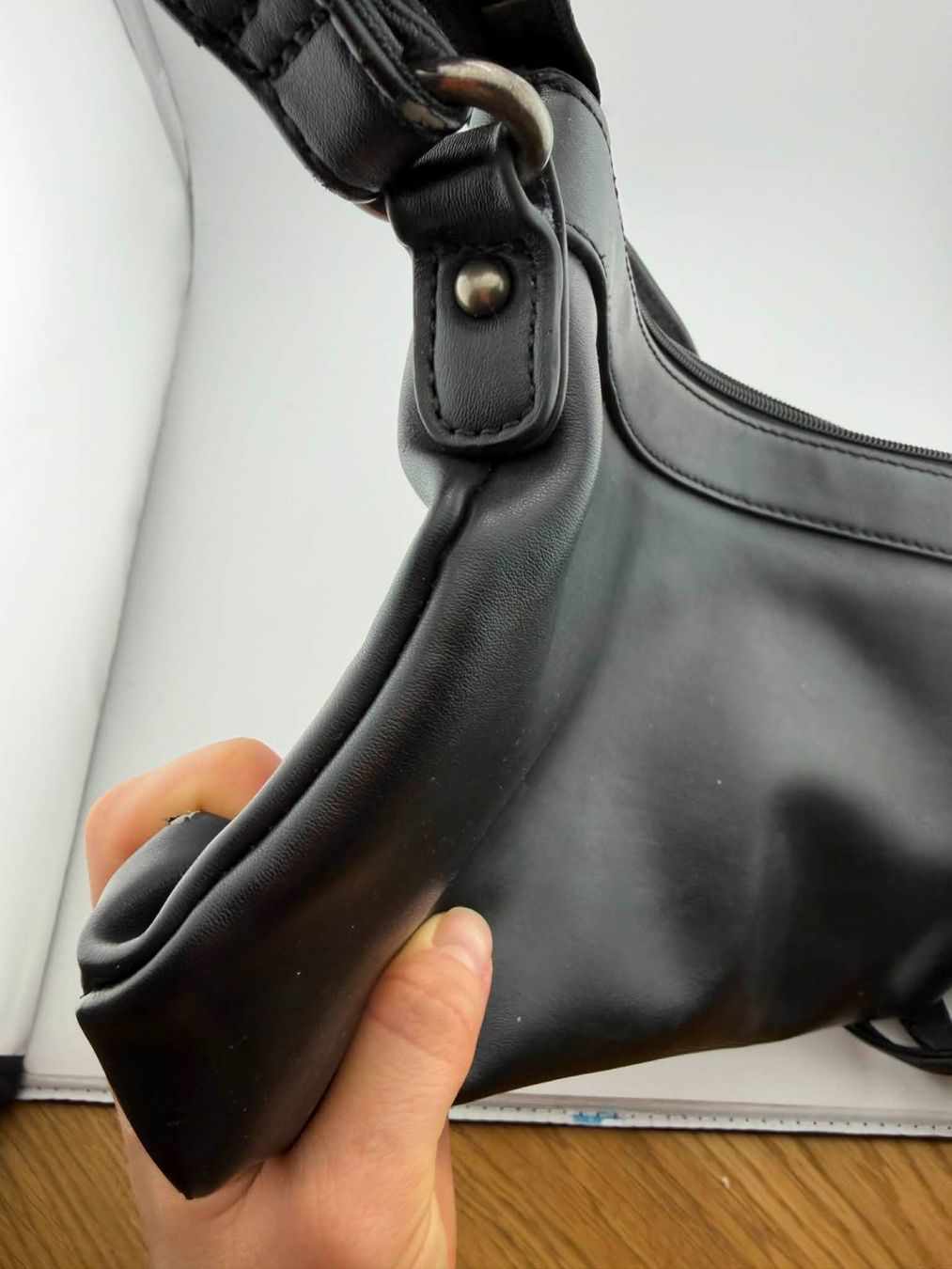 Borse da donna: Handtasche  📌 – Usato da Riehen venduto da edu_92w7 5