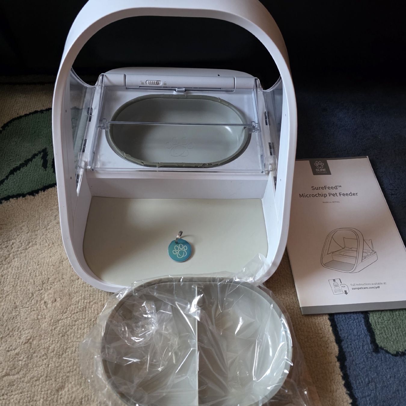 Sure Petcare Futter: Distributore cibo SureFeed Sure Petcare  – Gebraucht aus Rancate von sarah357