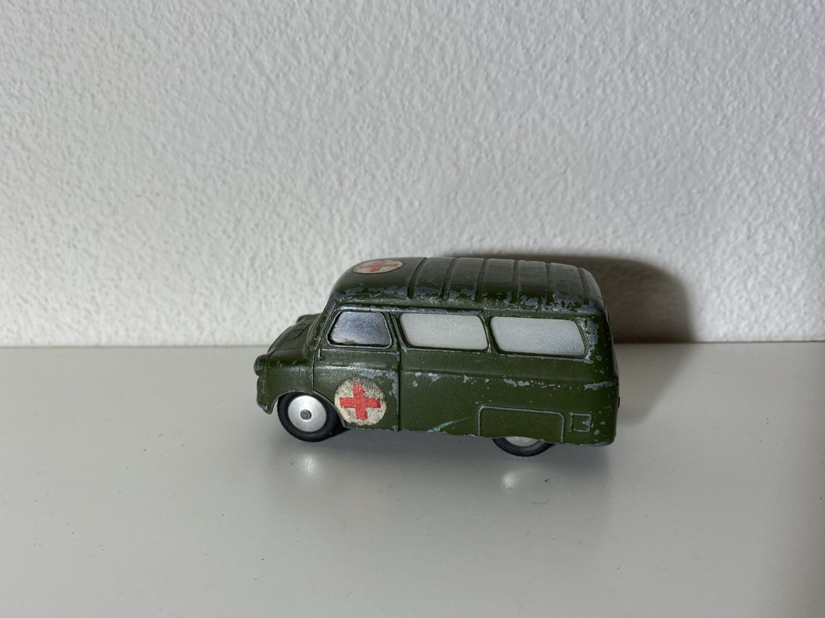 Corgi Toys Modellini d'auto: Corgi toys ambulance – Usato da Winterthur venduto da ben_9vxx 2