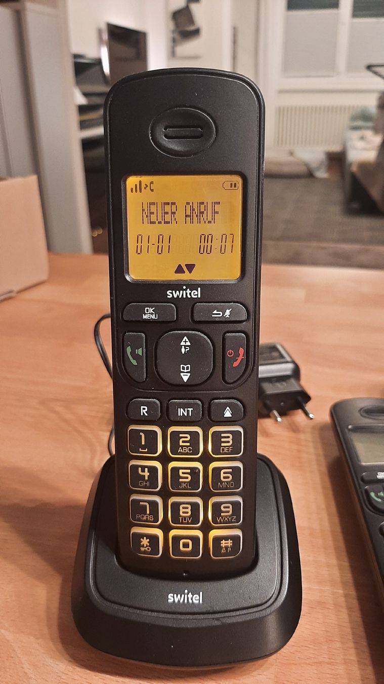 Switel Téléphones: Switel DECT Telefon (2 Stück) – D'occasion à Wallisellen par Trapkoeb 1