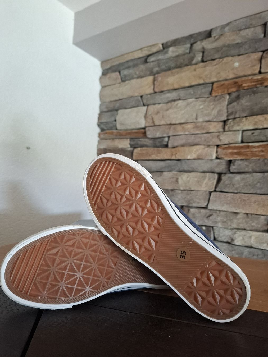 Scarpe da uomo: baskets 35 entre-saison. NEUVES – Nuovo e nell'imballaggio originale da Saignelégier venduto da mar_kf97 3