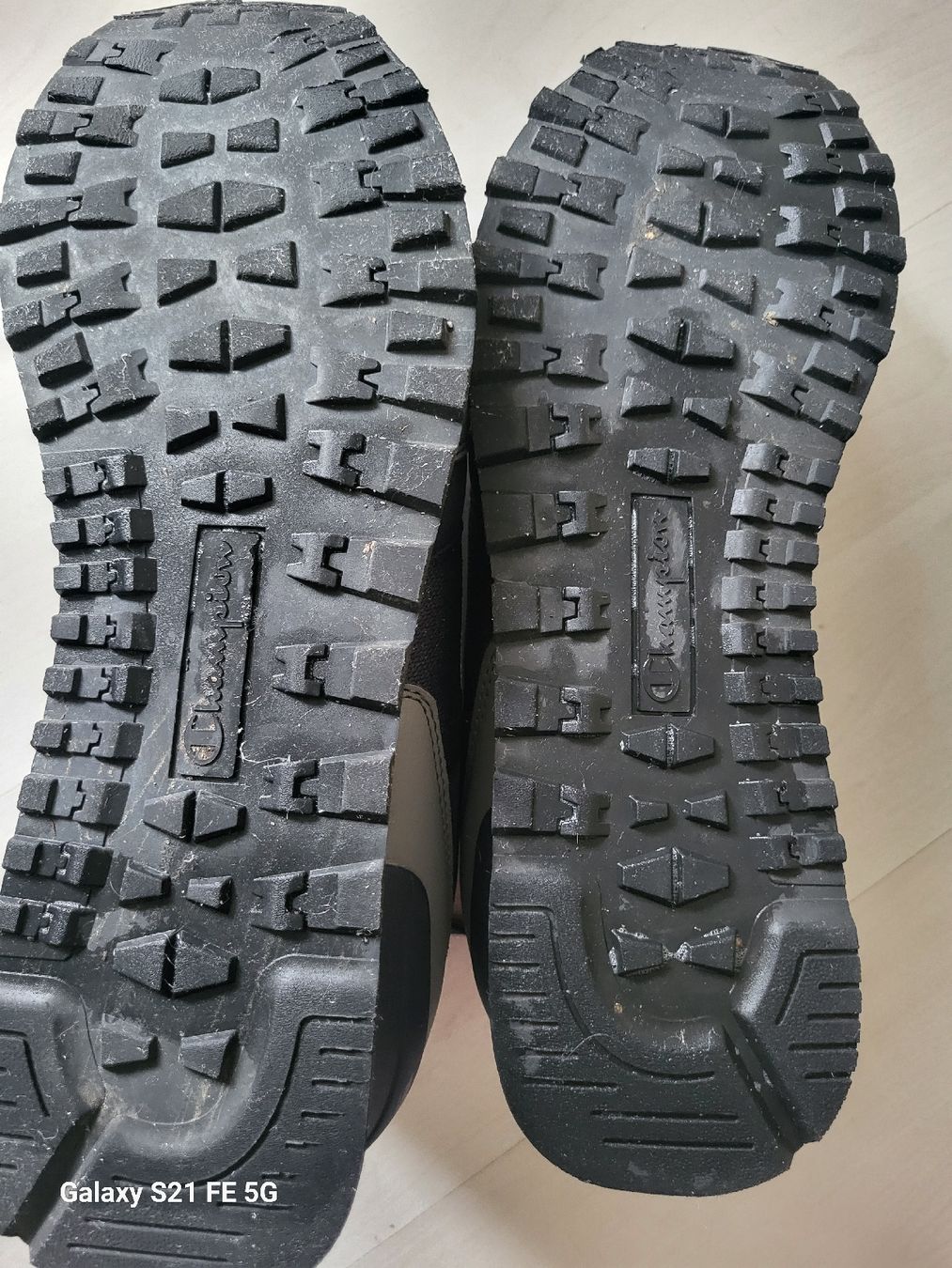 Champion Scarpe da uomo: CHAMPION SCHUHE NR.43 UNISEX – Nuovo (secondo la descrizione) da Riehen venduto da tamola67 2