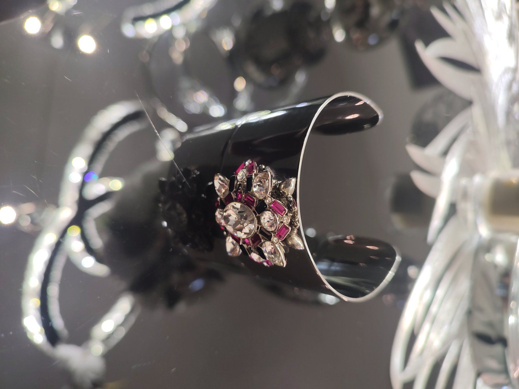 Swarovski Bracciali & Braccialetti: Swarovski Armreif Grösse M – Usato da Niederbipp venduto da cra_9xqn