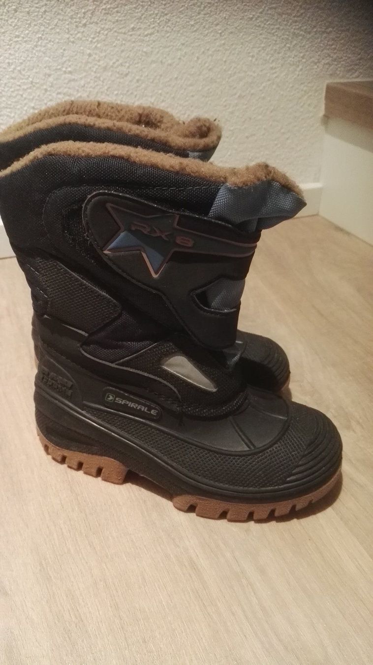 Schuhe für Jungen: Winterstiefel Kinder – Gebraucht aus Egolzwil von mobiledeluxe 3