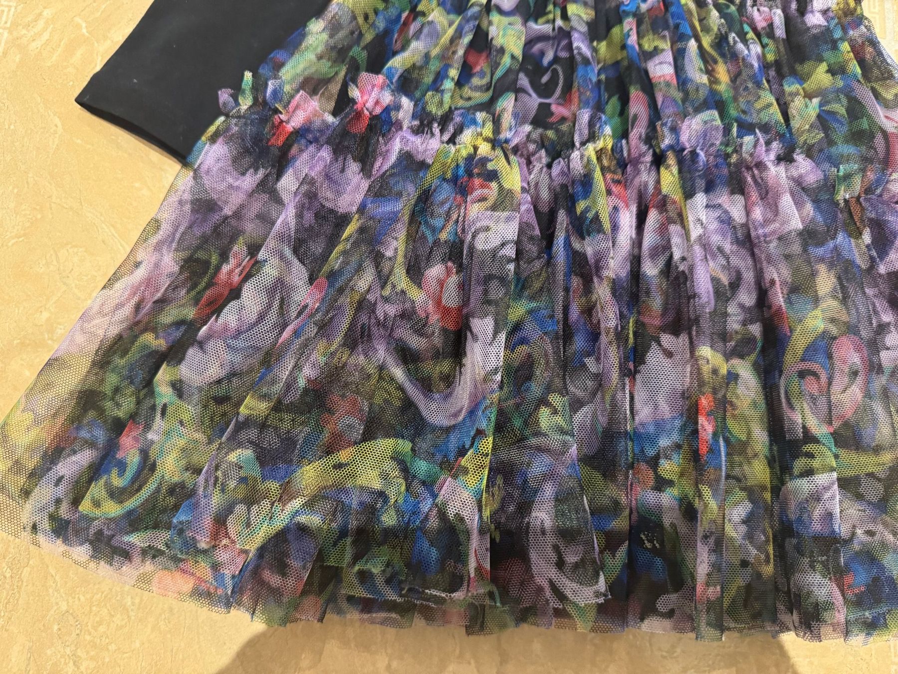 Versace Vestiti & Gonne: Versace NWT wunderschönes Kleid, 4-5J Np 465 Fr – Nuovo (secondo la descrizione) da Klingnau venduto da Markus14 2