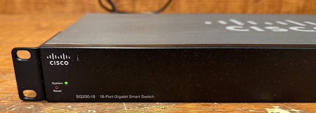 Hub & Switch: Cisco Switch, SG200-18 – Usato da Rüti ZH venduto da Philippek 3