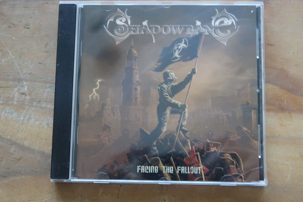 SHADOWBANE - FACING THE FALLOUT - CD (Gebraucht) in Basel für CHF 7 ...