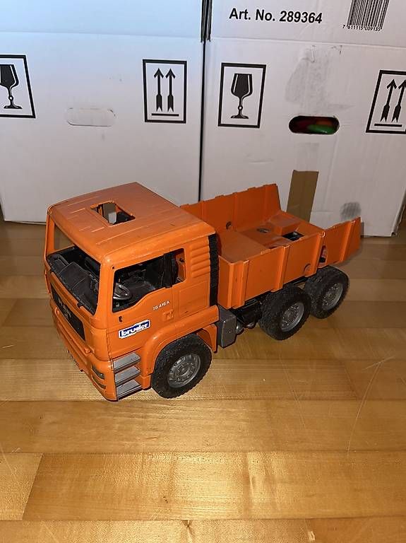Autocarri: LKW – Usato da Stein AG venduto da M.PEAKY 1