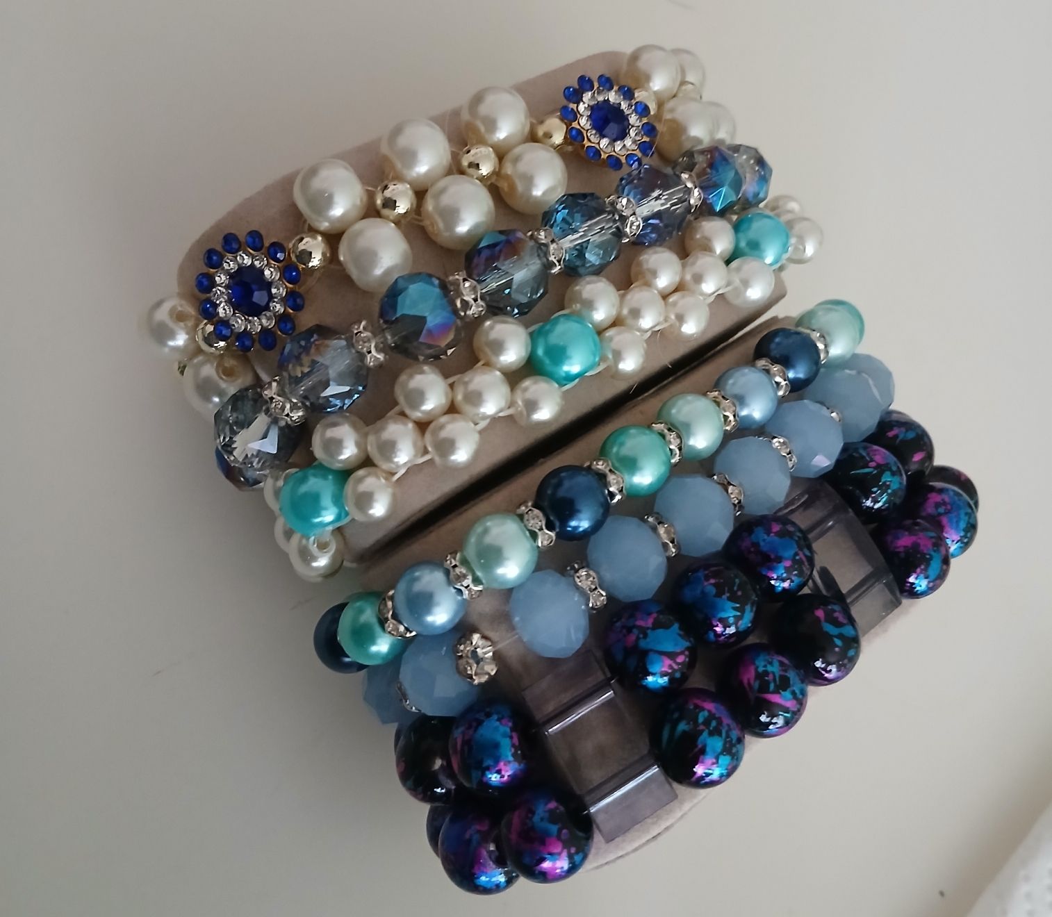 Bracciali & Braccialetti: 6 Armbänder Handarbeit – Nuovo e nell'imballaggio originale da Stansstad venduto da mikamo 1