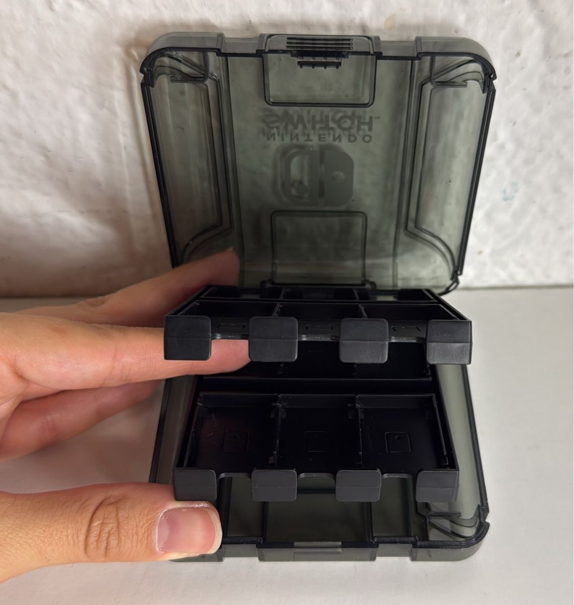 Nintendo Console: Nintendo Switch - game card case – Usato da Ehrendingen venduto da bubulence 1