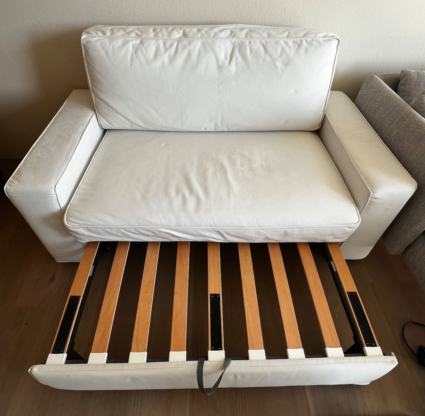 Ikea Divani: VILASUND 2er-Bettsofa – Usato da Meggen venduto da Moglimog 2