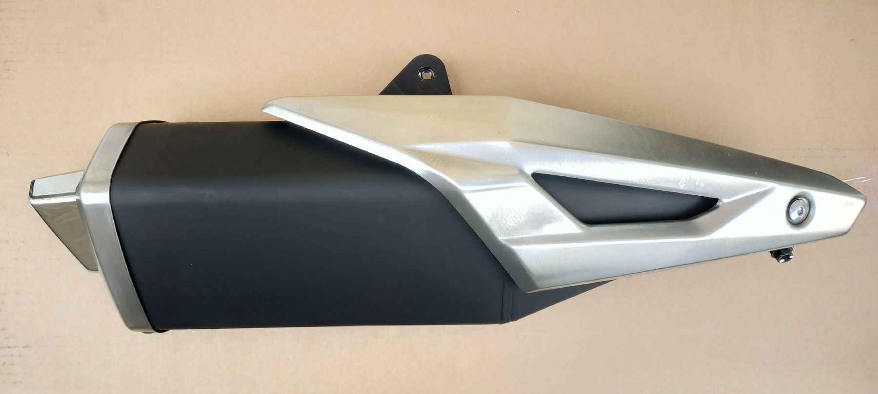Honda Tutti i ricambio per moto: Honda échappement forza 750 – Nuovo e nell'imballaggio originale da St Maurice venduto da RS65