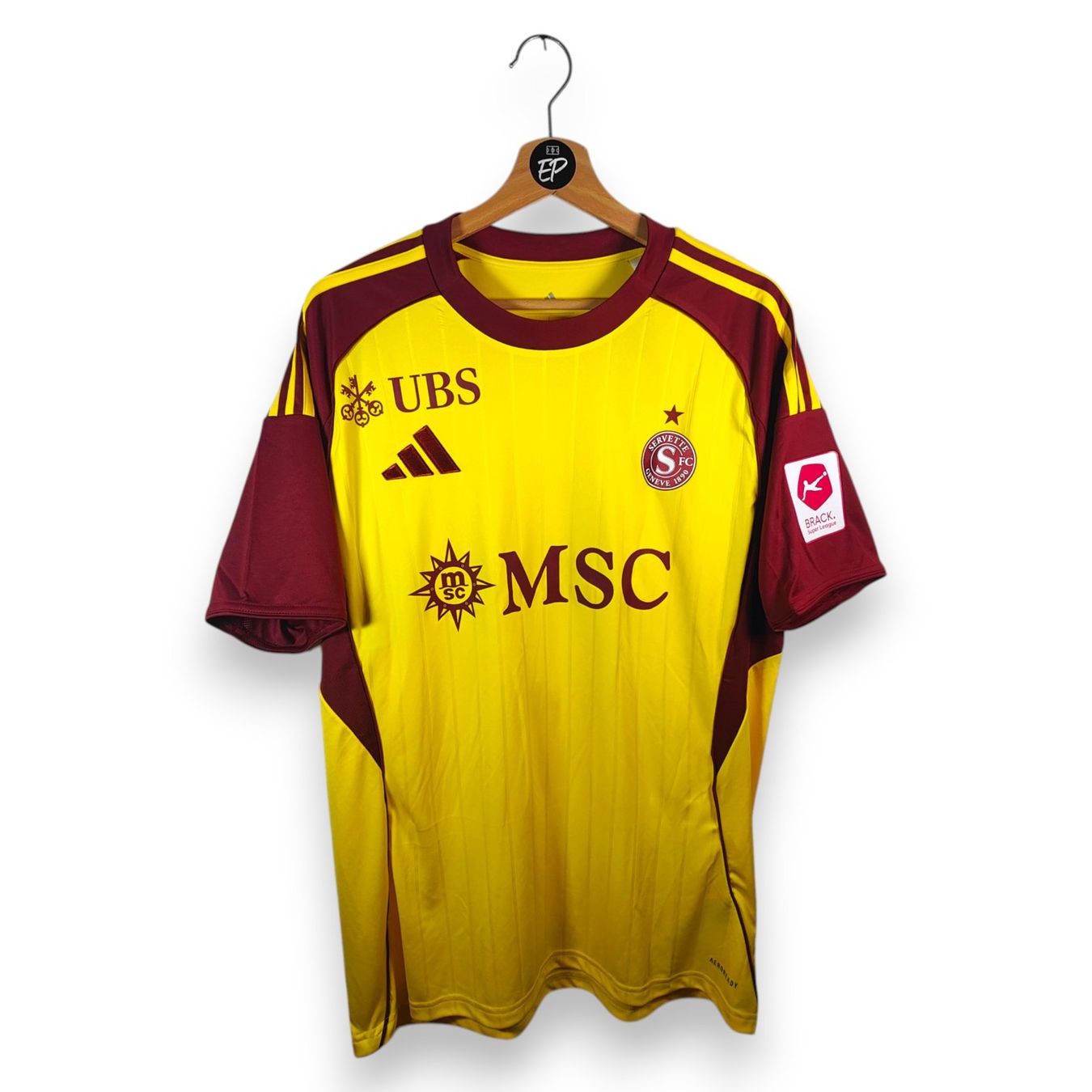 Adidas Canottiere & Pantaloni: Original 2025-26 Servette Third Trikot SIGNED Kadile – Usato da Martigny venduto da eternalpitch 1