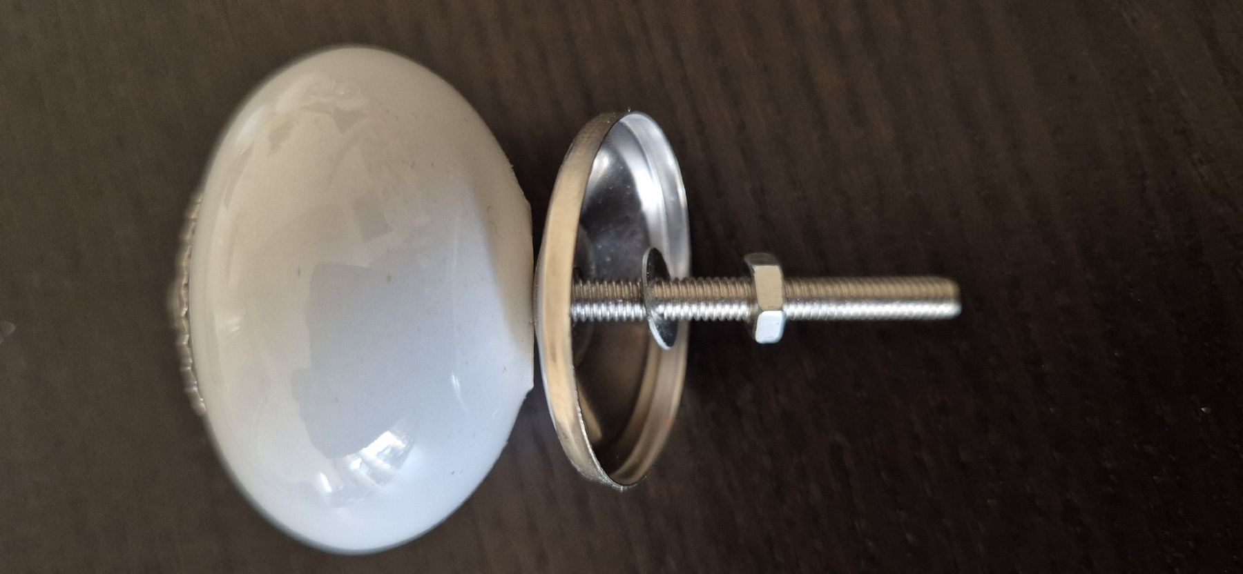 Eisenwaren: 8 Keramik Knöpfe Weiss Metall – Neu (gemäss Beschreibung) aus Oftringen von Moggi01 1