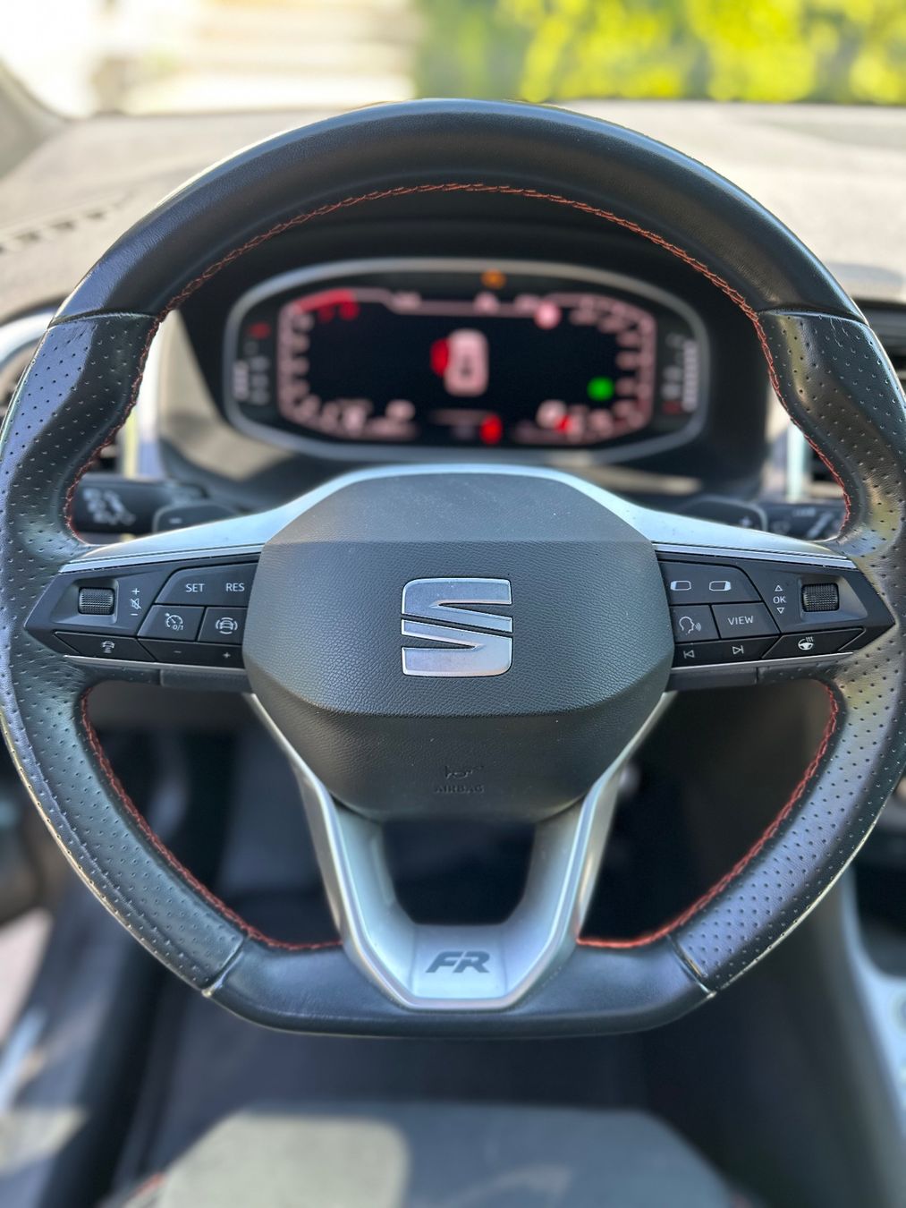 Autografi: SEAT Ateca Hola FR 2.0 TSI DSG 4Drive – Usato da Sissach venduto da ruppi11 7