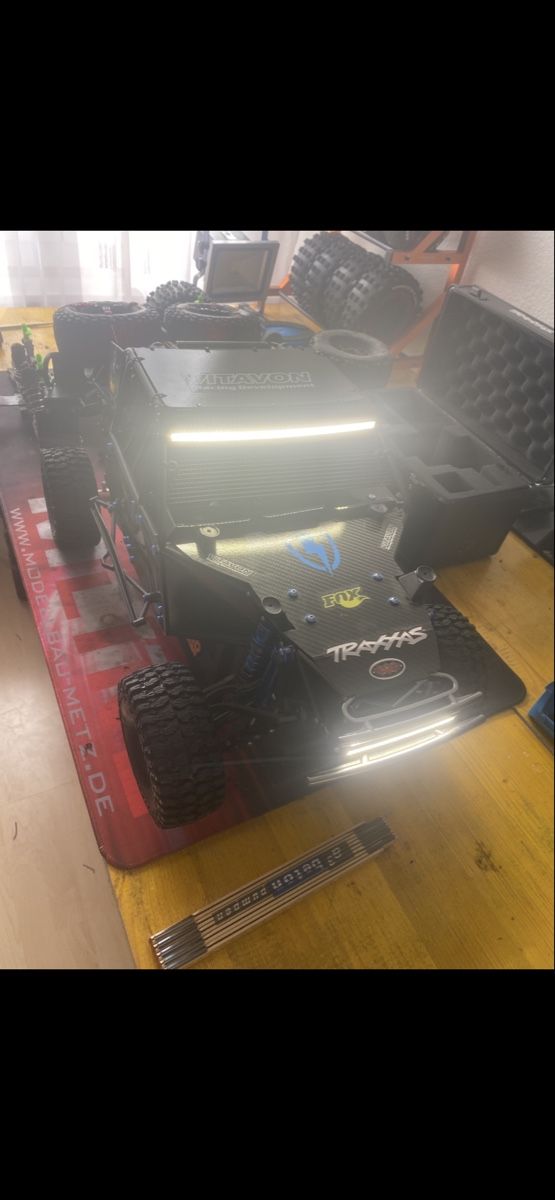 Traxxas Modellismo RC: traxxas x-maxx und udr – Usato da Urdorf venduto da Toscamar 6
