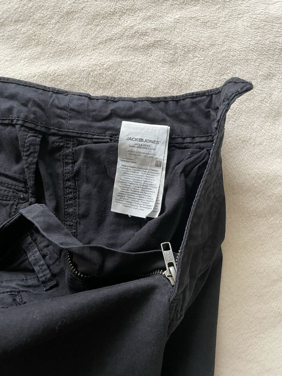 Jack & Jones Pantaloni: Jack & Jones Cargohose  schwarz  Grösse 28/32  – Usato da Luzern venduto da andyke 6