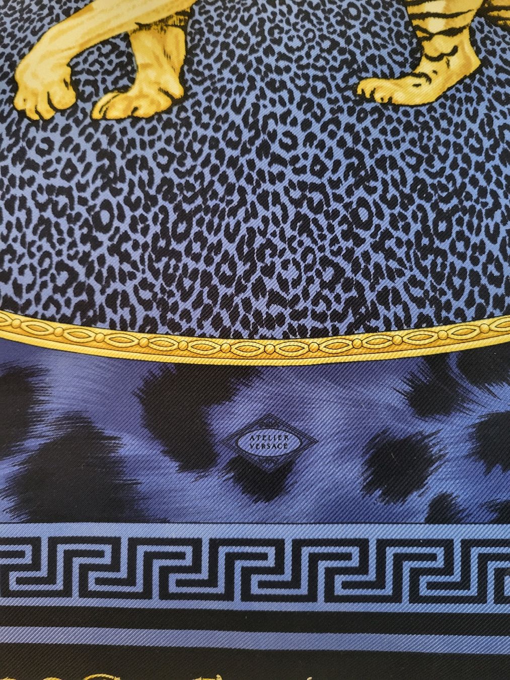Versace Kissen: Versace Atelier – Neu (gemäss Beschreibung) aus Fruthwilen von Mostro-Medusa 2
