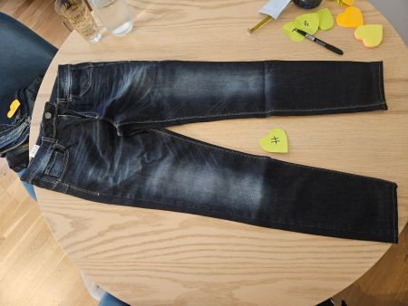 Benetton Dunkelblaue Jeans W28 / Gr. 36