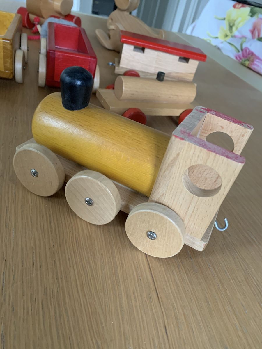 Spielzeuge: Holzspielzeug, gebraucht, 2 leicht Defekt – Gebraucht aus Winden von EmilNeu 5