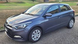 Hyundai i20 1.2 ab MFK & 8-fach bereift