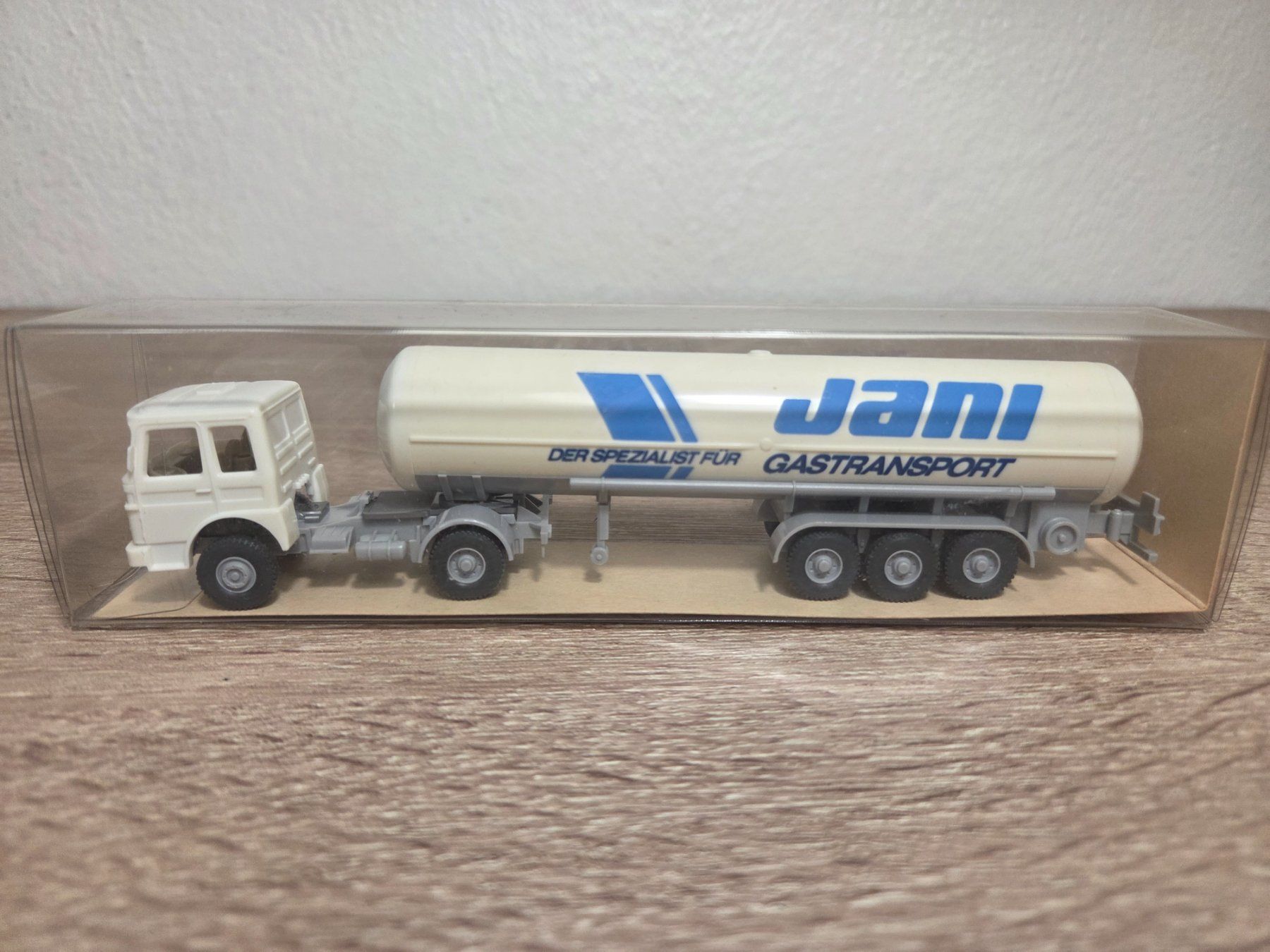 Wiking Modellautos: Wiking 826 H0 – Neu und originalverpackt aus St-Aubin-Sauges von Lo_Go