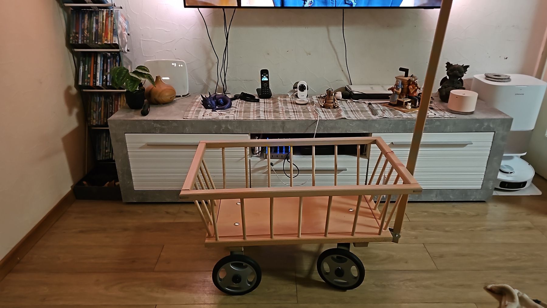 Articoli in legno: Handgearbeitet Leiterwagen  – Nuovo e nell'imballaggio originale da Gretzenbach venduto da nani010