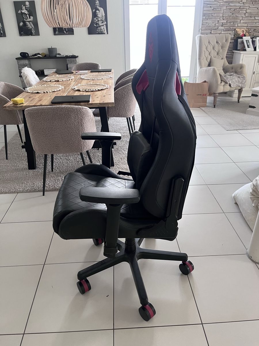 Sedie: Omen Gaming Stuhl – Usato da Lufingen venduto da man_95hm 1