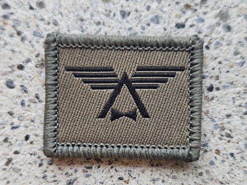 Schweizer Armee Placchette & Badge: *** Funktionsabzeichen Lufttransportstaffel Klett *** – Nuovo e nell'imballaggio originale da Riedholz venduto da fr_sIruP