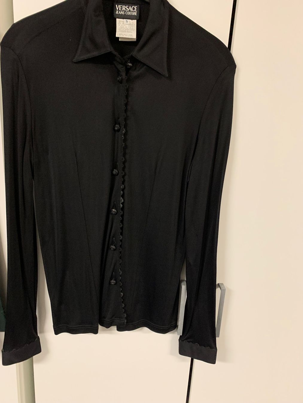 Versace Camicette: Vintage Bluse von VERSACE Gr. S – Nuovo (secondo la descrizione) da Biel-Benken BL venduto da PANORMUS 3