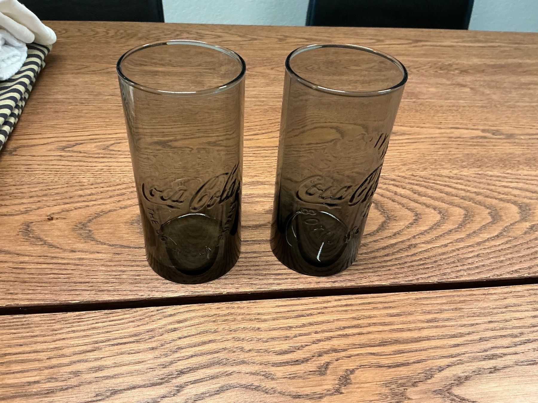 Gläser: 2 Coca-Cola Gläser rauchgrau – Gebraucht aus Würenlos von star_2002_ 1