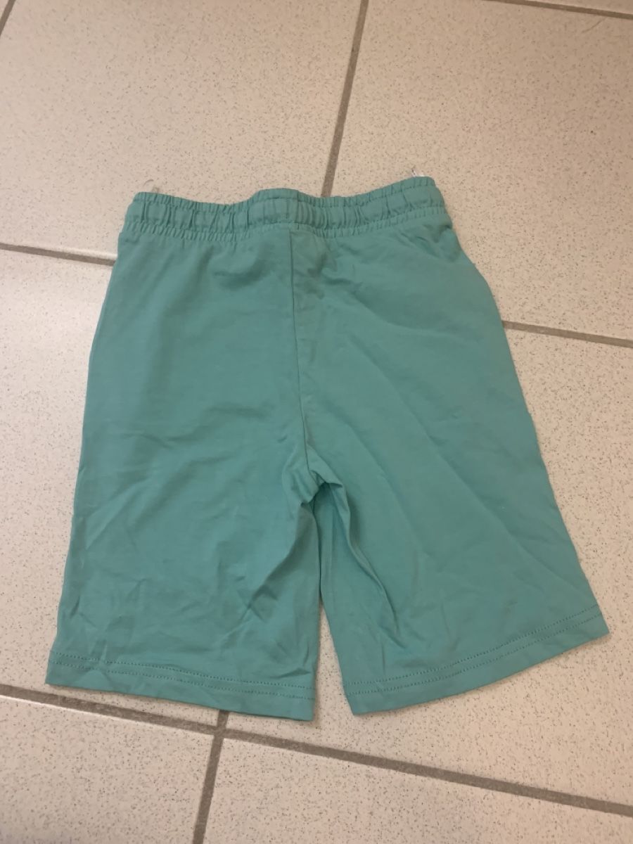 Pantaloni: Kurze Hose, Gr. 116, C&A – Usato da Buus venduto da 2013dp 1