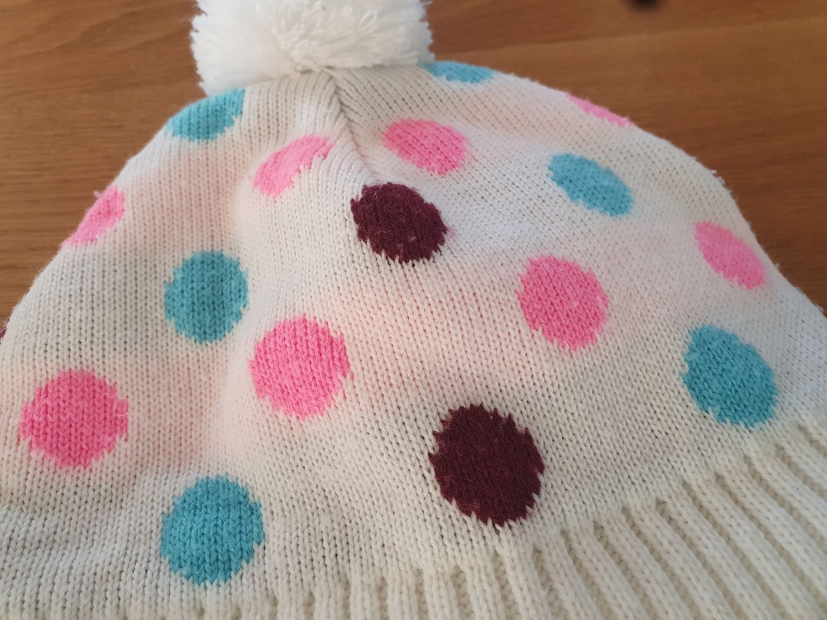 H&M Altro abbigliamento per bambina: Mütze Gr. 110/128 – Usato da Villars-sur-Glâne venduto da richardette 2