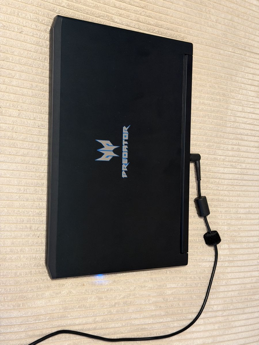Acer Notebooks: Acer Predator Triton 700 – Gebraucht aus Zürich von SugarZebra 2