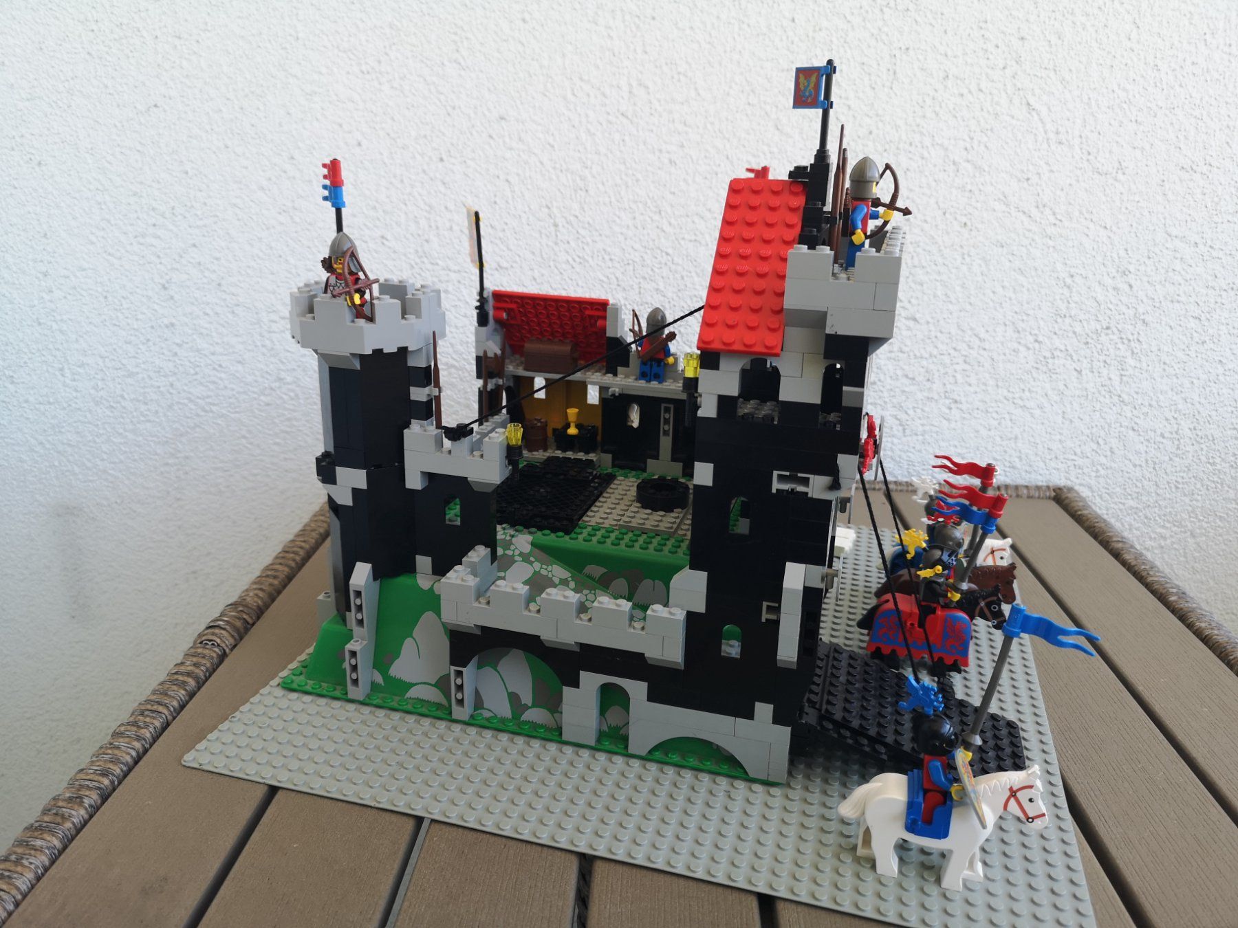 Lego Giocattoli: LEGO 6086 Black Knight's Castle – Usato da Goldau venduto da MacPad 5