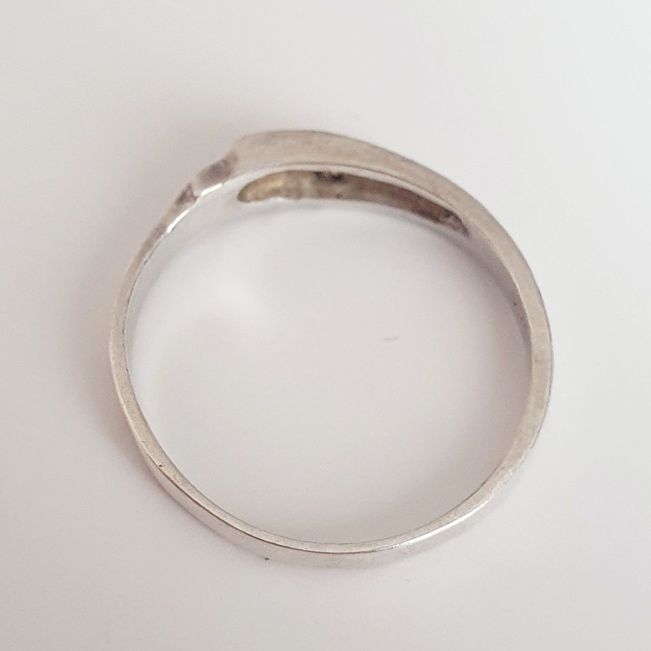 Anelli: silber Ring 925 mit einem kleinen Stein gr. 16,7 mm  – Usato da Kreuzlingen venduto da Wunderkiste123 2