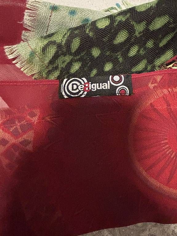 Foulards, Tücher & Schals: Foulard Desigual – Gebraucht aus Châtelaine von gar_fxl2 1
