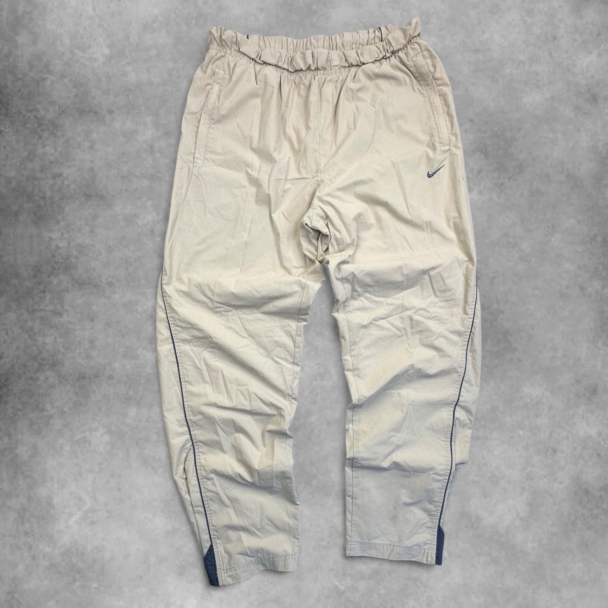 Nike Pantalons: Nike track pants – D'occasion à Erlinsbach SO par TogaResell