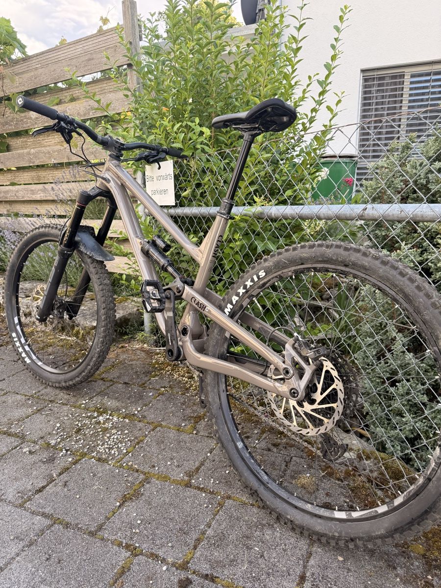 Commencal Biciclette: Commencal Clash – Nuovo (secondo la descrizione) da Staad SG venduto da dav_j2nw 1
