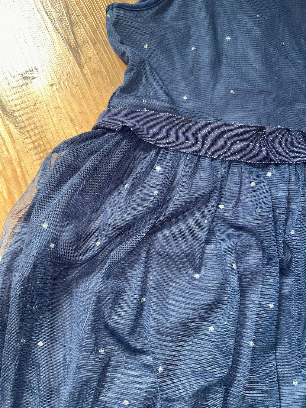 S.Oliver Vestiti & Gonne: Festliches Kleid S. Oliver 104/110 – Usato da Safenwil venduto da 2hand_aber_wertvoll 2