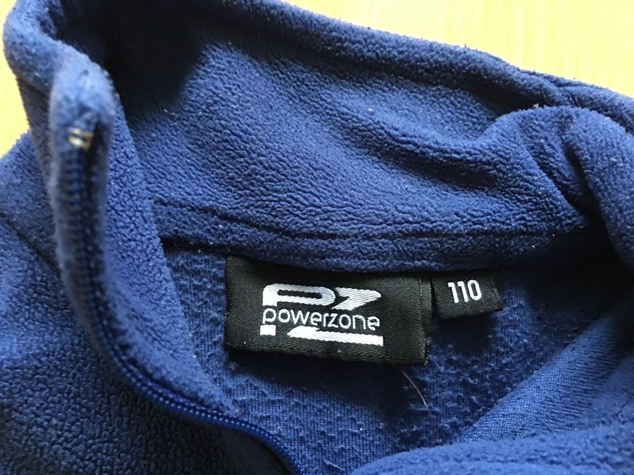 Adidas Altro abbigliamento per bambino: Jungen kleider set gr 104 - 116 – Usato da Wabern venduto da adamovski 9