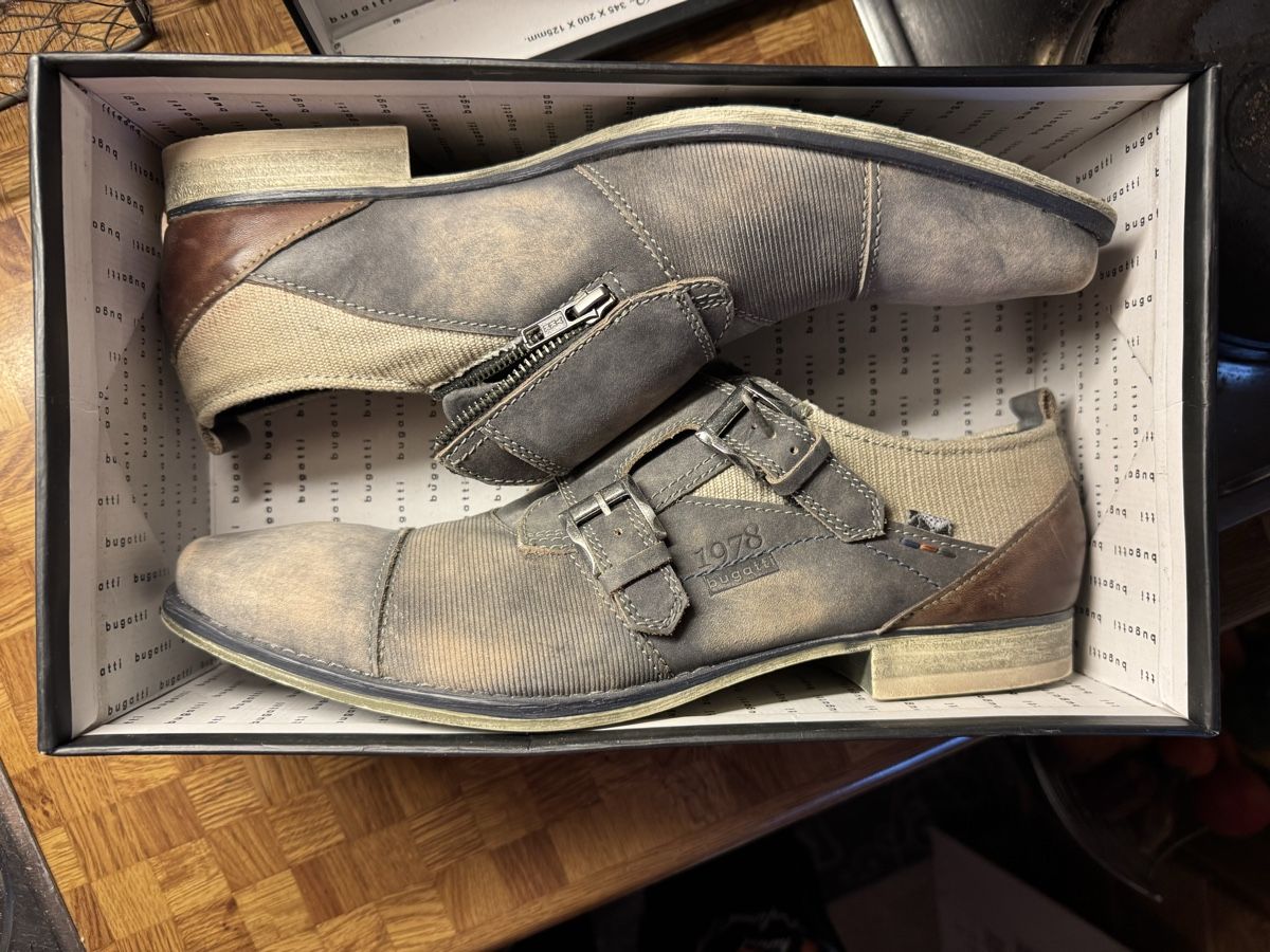 Bugatti Scarpe da uomo: Bugatti Herren Schuhe – Nuovo (secondo la descrizione) da Huttwil venduto da Nedja0