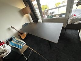 Table à manger design noir - Style scandinave parfait ✨
