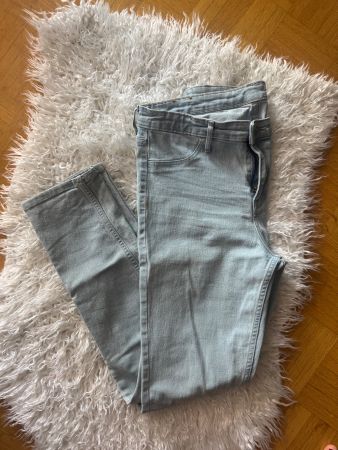 Jeans Damen hellblau Grösse 30 H&M guter Zustand