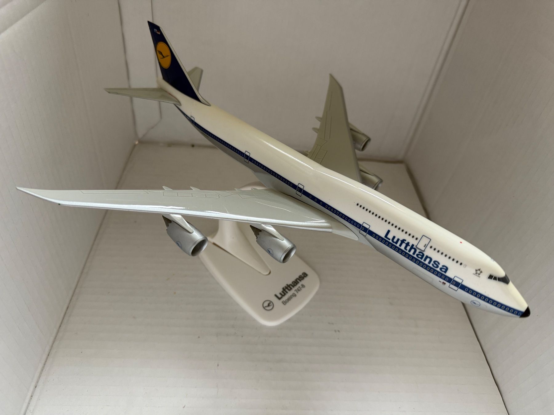 Herpa Kit di modellismo & Modellini statici: Boeing 747-800 Lufthansa Modell – Usato da Rorbas venduto da tun_m7fz