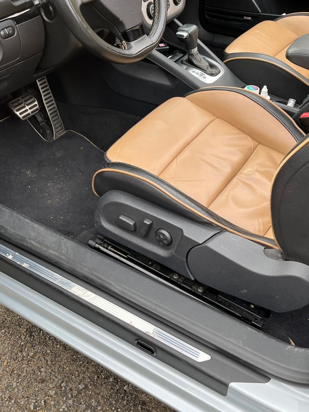 VW Autos: VW EOS 3.2 V6 – D'occasion à Wolfertswil par Staedler90 7